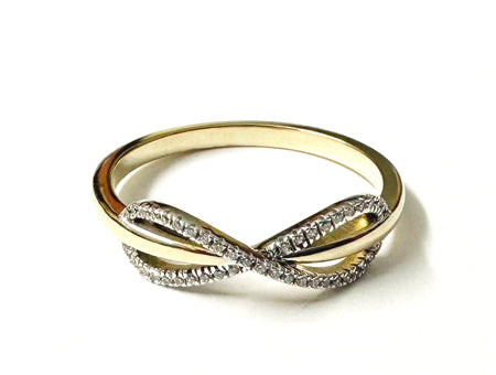 9ct Yellow Gold Cubic Zirconia Ring