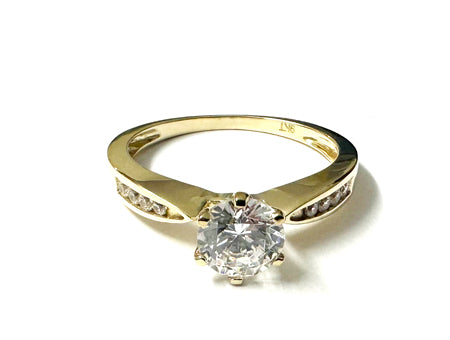 9ct Yellow Gold Cubic Zirconia Ring