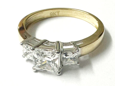 9ct Yellow Gold Cubic Zirconia Ring