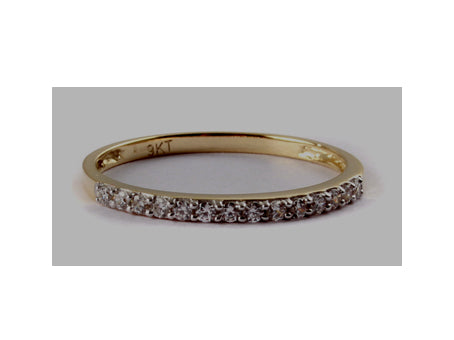 9ct Yellow Gold Cz Ring.