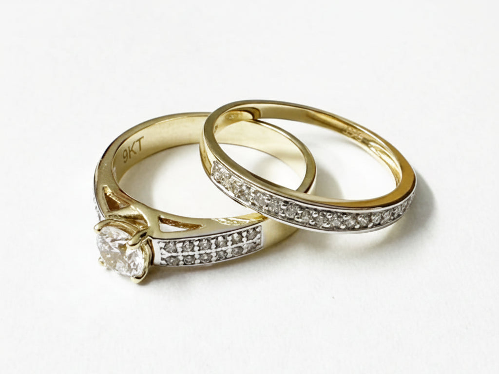 9ct Yellow Gold Cz Ring Set.