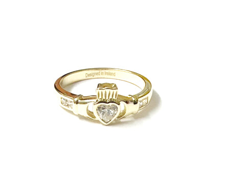 9 CT Yellow Gold White Cz Claddagh Ring