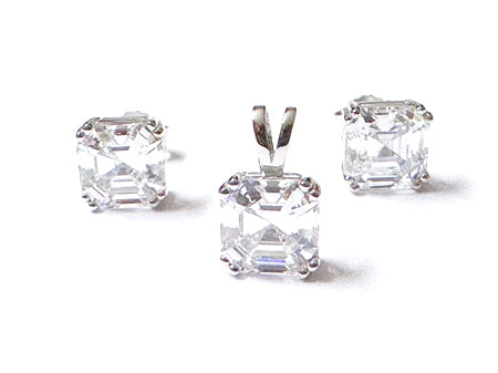 A Silver White Cubic Zirconia Pendant And Earring Set