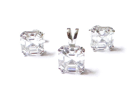 A Silver White Cubic Zirconia Pendant And Earring Set