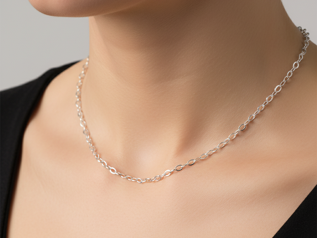 OVAL BELCHER SILVER CHAIN