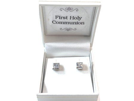 White Cz Stone Silver 4mm Square Rubover Set Earring Boxed.