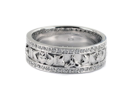 Claddagh Ring With Trinity Knot Design.