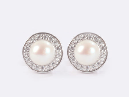 Pearl Earring
