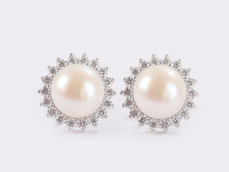 Pearl Earring
