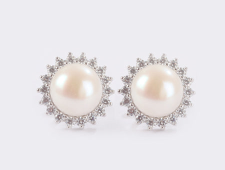 Pearl Earring