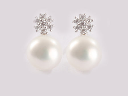 Pearl Earring
