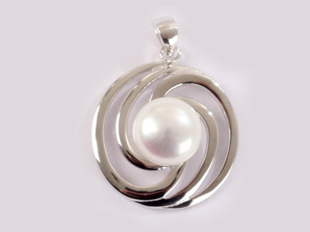 Pearl Pendant