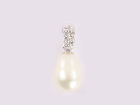 Pearl Pendant