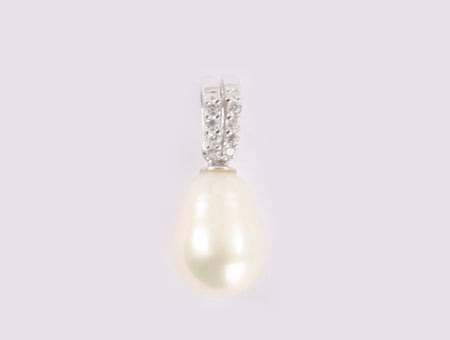 Pearl Pendant