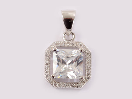 A White Cubic Zirconia Pendant