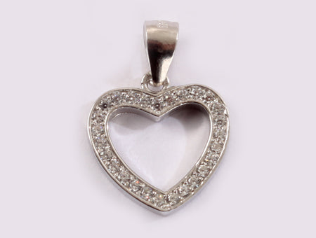 A White Cubic Zirconia Pendant