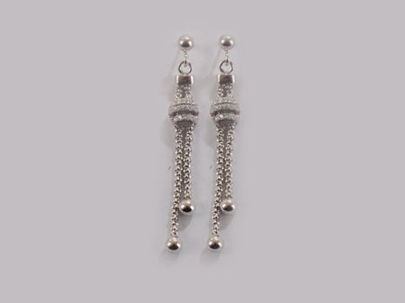 A White Cubic Zirconia Earring