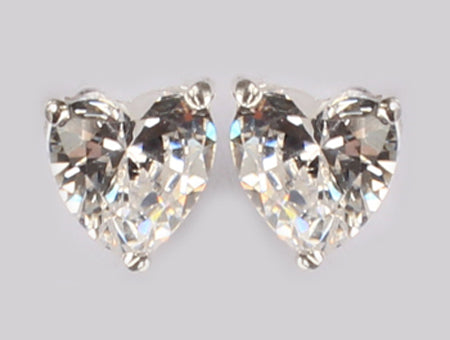 A White Cubic Zirconia 7mm Heart Earring