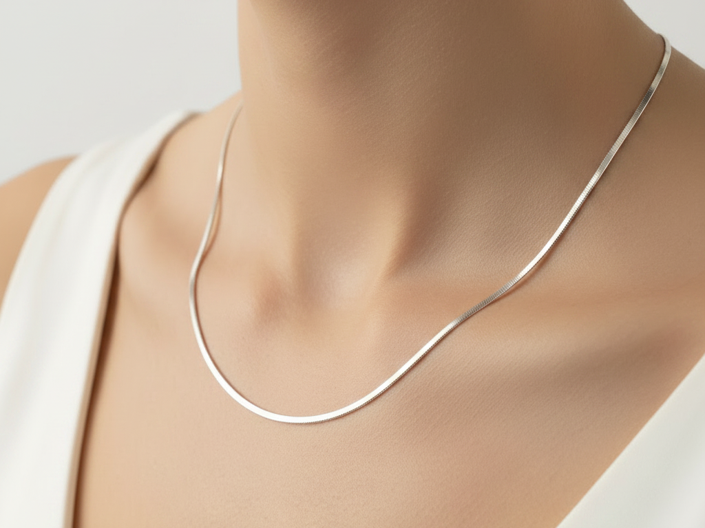 SQUARE SNAKE DESIGN SILVER CHAIN