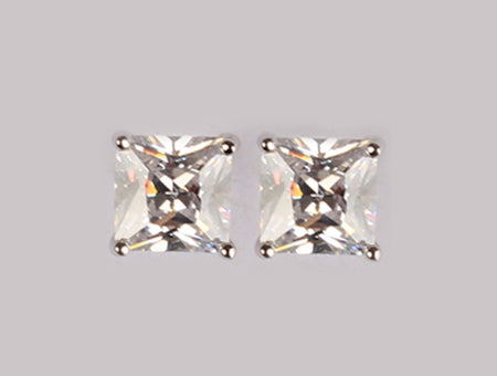 A White Cubic Zirconia Earring 7×7 L/W