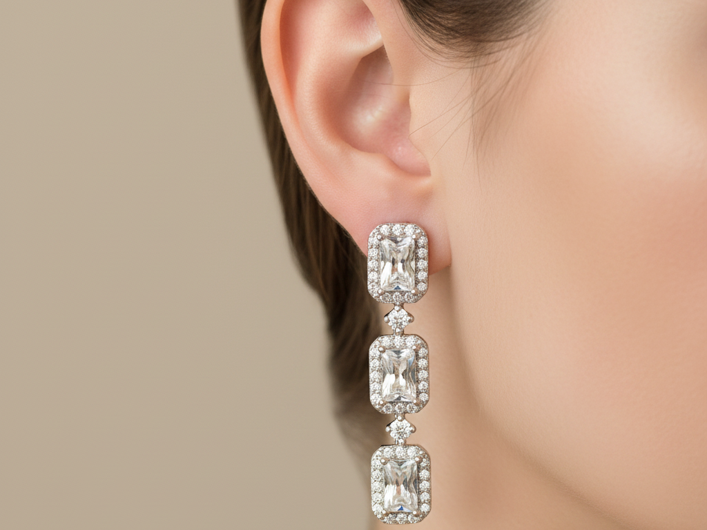 White Cubic Zirconia Silver Earring
