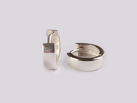 Simply Silver Earring