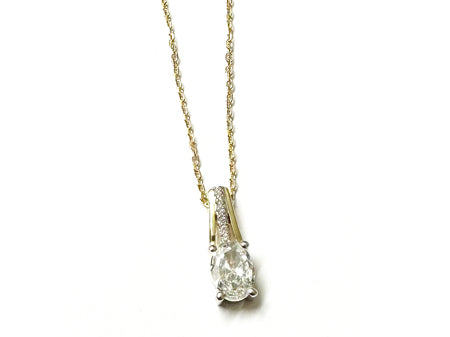 A Yellow Cz Gold Necklace