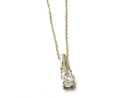 A Yellow Cz Gold Necklace