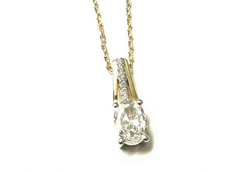 A Yellow Cz Gold Necklace