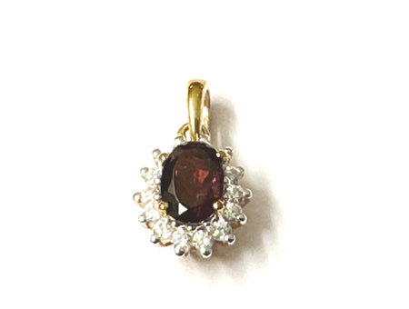 9 CT Yellow Gold Garnet Cz Earring.6X4