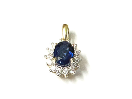 9 CT Yellow Gold Sapphire Cz Pendant Chained .Stone Size 7×5 mm
