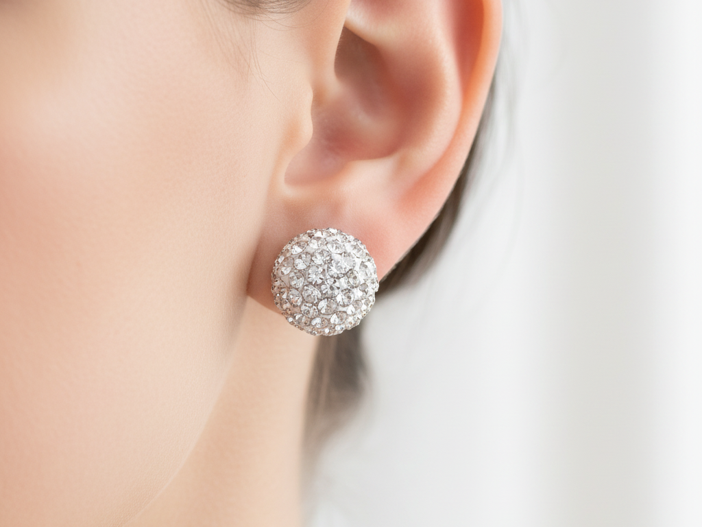 White Crystal 10 mm Silver Earring boxed.