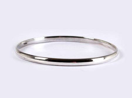 Simply Silver Bangle