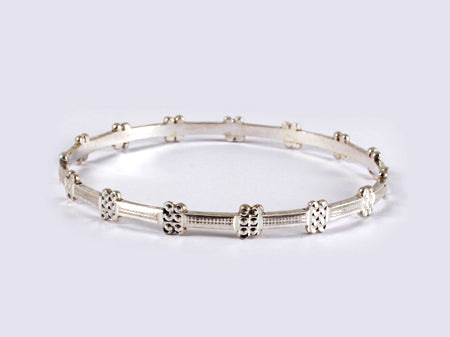 Simply Silver Bangle