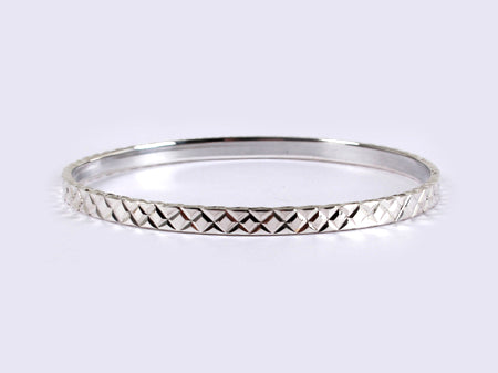 Simply Silver Bangle