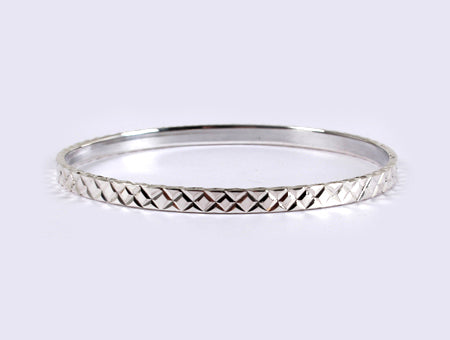 Simply Silver Bangle