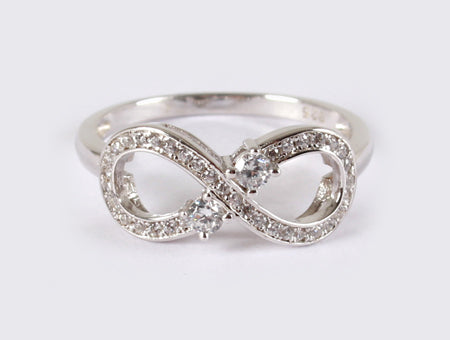 A White Cubic Zirconia Ring