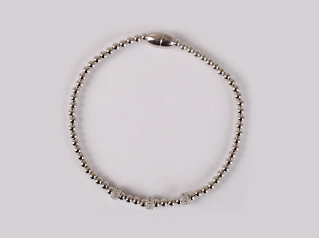 A White Cubic Zirconia Bracelet