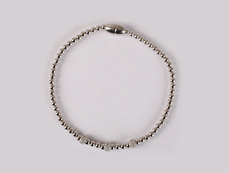 A White Cubic Zirconia Bracelet