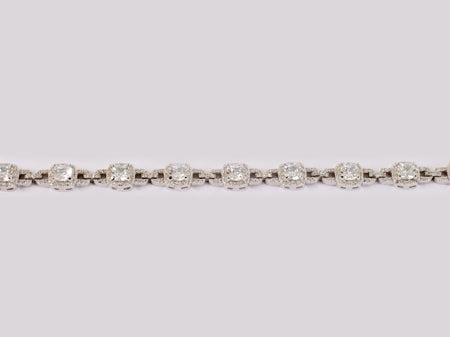 A White Cubic Zirconia Bracelet