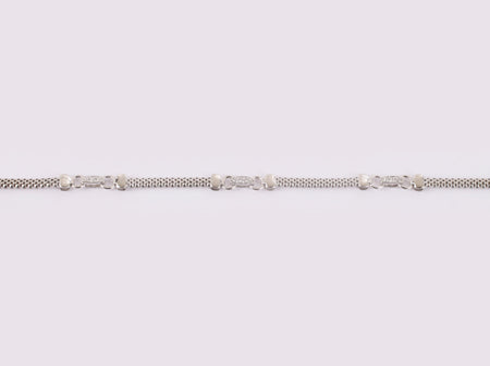 A White Cubic Zirconia Bracelet